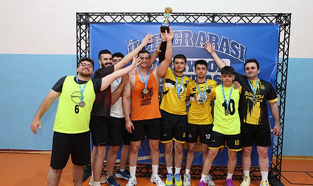 Konya’da 4. İlçeler Arası Voleybol Turnuvası düzenleniyor
