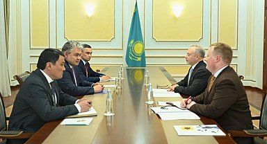 Kosherbayev, Kazakistan Cumhuriyeti Büyükelçisi Mayko ile görüştü