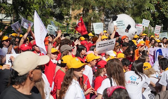 LÖSEV’in önderliğinde uluslararası lösemili çocuklar haftası coşkuyla kutlandı!