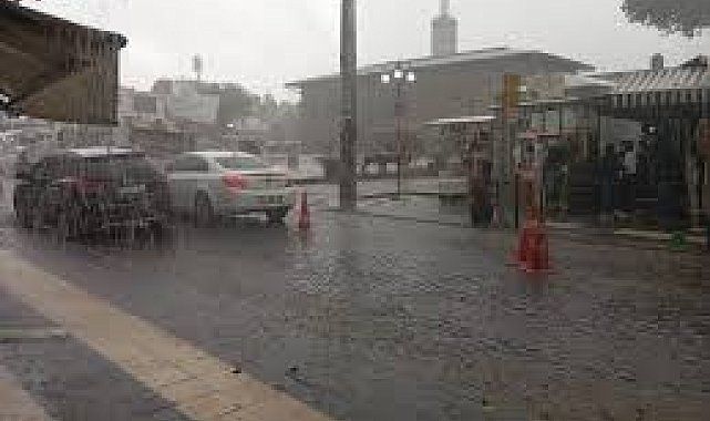 Meteoroloji’den kuvvetli yağış ve fırtına uyarısı