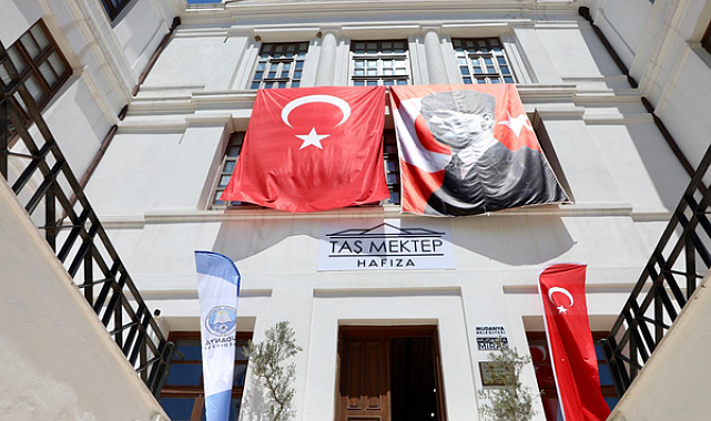 Mudanya 'da, Taş Mektep “Hafıza” olarak yeniden açıldı