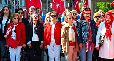 Nilüfer’de 19 Mayıs törenle kutlandı