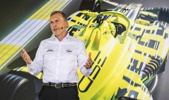 Opel Formula E için GSE 27FE yarış otomobilini tanıttı