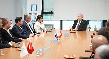 Özdağ, Bursa’da Meslek Odaları ve Esnaf Odası'nı ziyaret etti