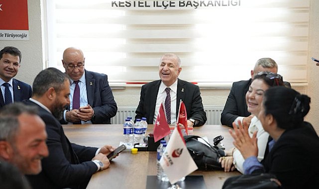 Özdağ, Kestel İlçe Başkanlığını ziyaret etti