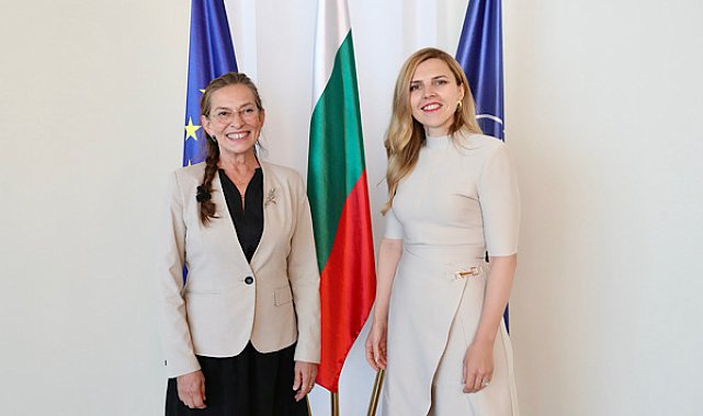 Petrova, Almanya’nın Bulgaristan Büyükelçisi Planck ile görüştü