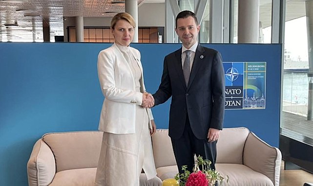 Petrova, Kuzey Makedonya Dışişleri Bakanı Mucunski ile görüştü