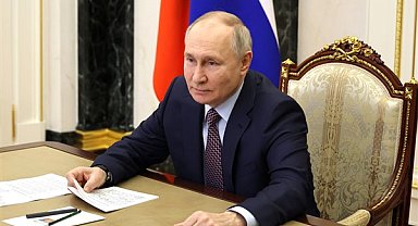 Putin: Sovyet halkının kahramanlığını unutmayacağız