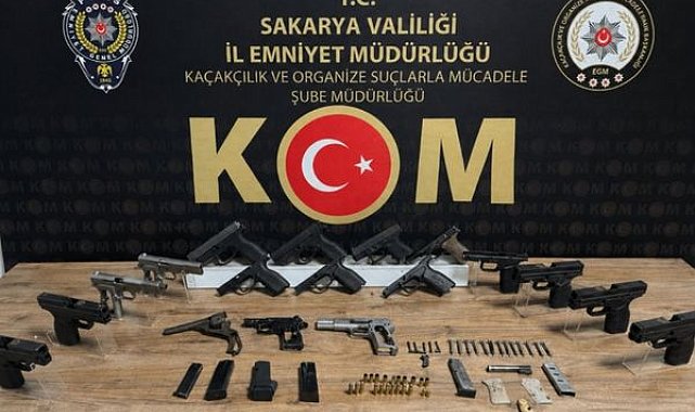 Sakarya’da silah kaçakçılığı operasyonu: 2 kişi tutuklandı