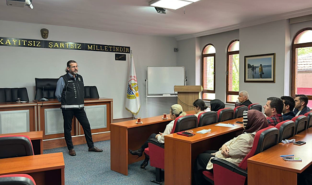 Sapanca'da ''Narko Rehber Eğitimi'' verildi