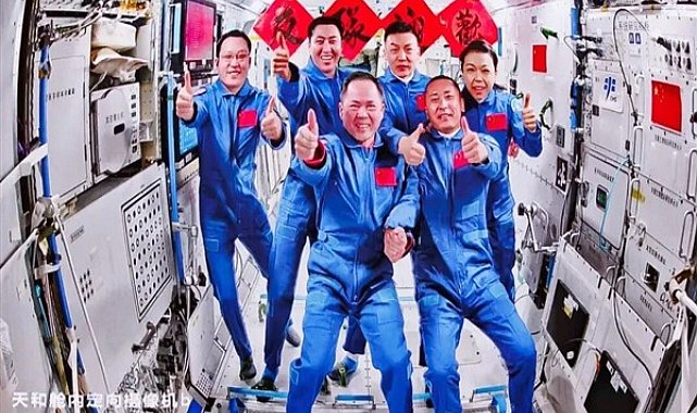 Shenzhou-23 mürettebatı Tiangong Uzay İstasyonu’nda görev devrine başladı