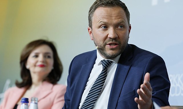Tsahkna: Rusya zayıflıyor ve Putin'in zaman kazanması gerekiyor