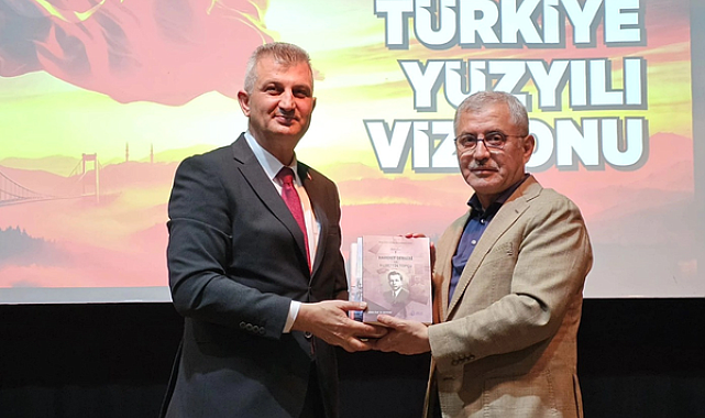 Türkmen, Gölcük’te “Türkiye Yüzyılı Vizyonu” programına katıldı
