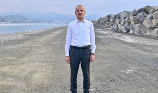Uraloğlu’ndan Trabzon’da bayramlaşma mesajı