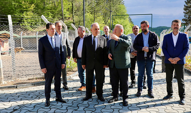 Vali Erol’dan sokak hayvanları rehabilitasyon merkezine inceleme