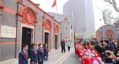 Xi’den genç öncülere Dünya Çocuk Günü mesajı