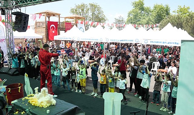 Yıldırım Belediyesi 2. Bursa Gençlik ve Teknoloji Festivali’ni başlattı