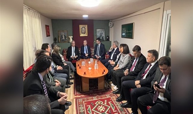 Zafer Partisi heyeti Kosova’da dernek ziyaretinde bulundu
