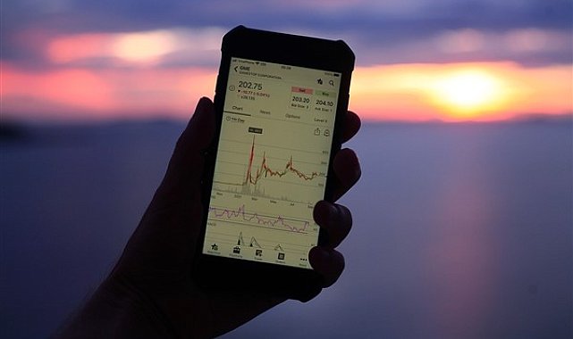 ABD-İran ön anlaşması küresel risk iştahını artırırken petrol fiyatlarını geriletti