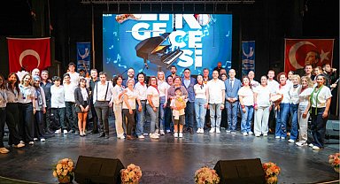 Aliağa’da ASEV yıl sonu müzik gecesi düzenlendi