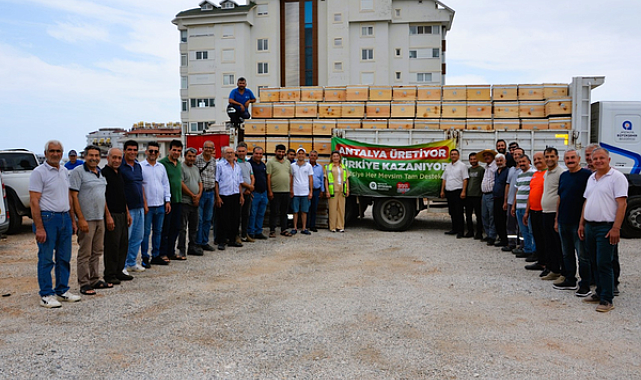 Antalya'da arıcılığa destek: 849 kovan üreticilere hibe edildi