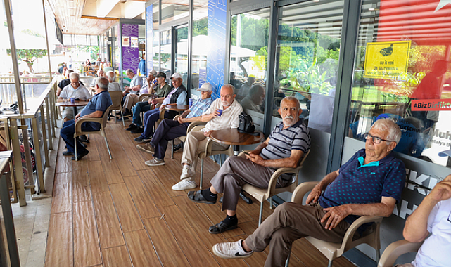 Antalya'da emeklilerin buluşma noktası