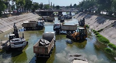 ASKİ’den Sarıçam Deresi’nde kapsamlı temizlik seferberliği