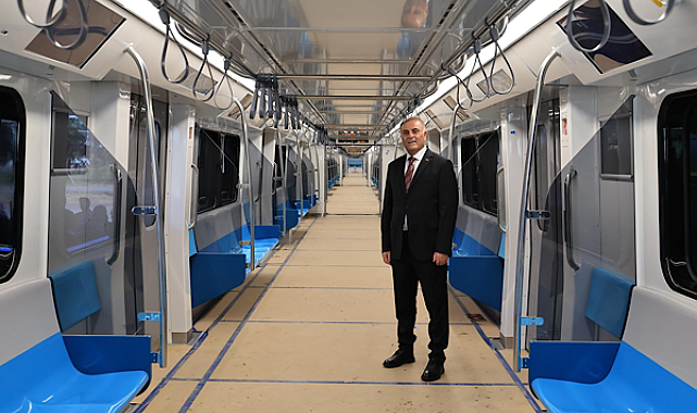 Aslan, üretimi süren yerli metro ve tramvay araçlarını inceledi