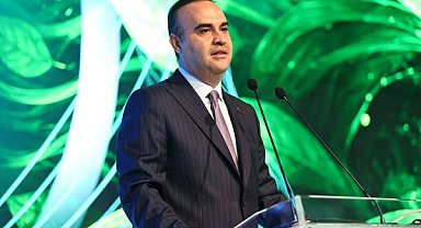Bakan Kacır: Sanayi üretiminde aylık bazda artış yüzde 3,7 oldu
