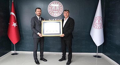 Basın İlan Kurumu Genel Müdürü Çay’dan Milli Eğitim Müdürü Tüysüz’e ziyaret