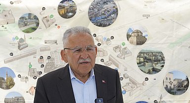 Başkan Büyükkılıç, Kültür Yolu Gezileri başvuru standını ziyaret etti