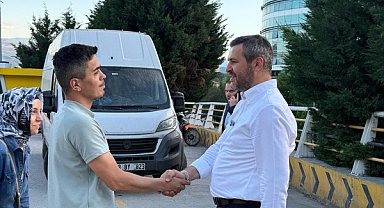 Başkan Çetinkaya Şirinevler Salı Pazarı’nı ziyaret etti