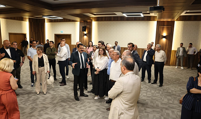 Başkan Ertemur, Bağbaşı Gençlik Merkezi'ni inceledi