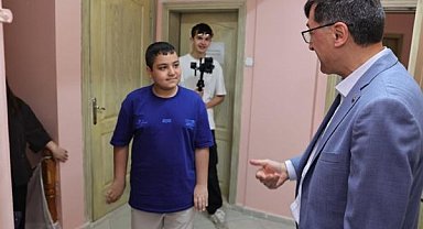 Başkan Kahveci, özel eğitim ve rehabilitasyon merkezini ziyaret etti