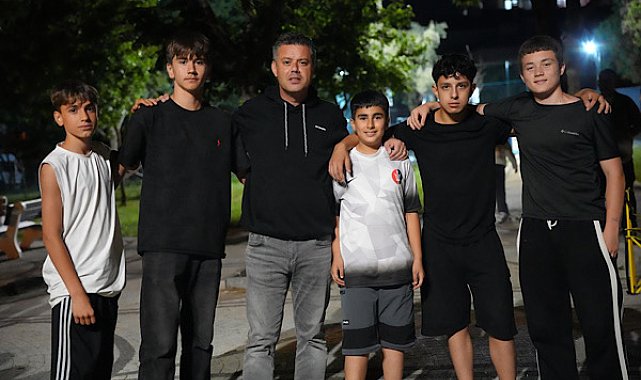 Başkan Sarıkurt, park ziyaretlerinde vatandaşlarla buluştu