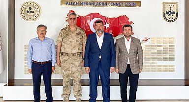 Batman il müftüsünden Jandarma Alay Komutanlığına ziyaret