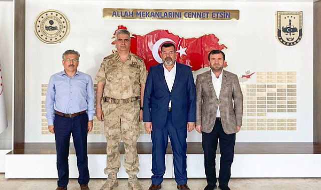 Batman il müftüsünden Jandarma Alay Komutanlığına ziyaret
