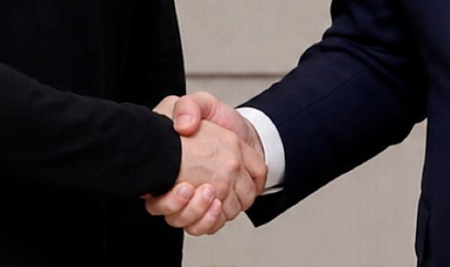 Birleşik Krallık ve Avustralya’dan stratejik ortaklık görüşmesi