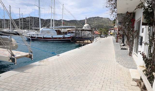 Bozburun sahil düzenleme çalışmaları tamamlandı