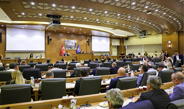 Bursa Büyükşehir Belediyesi Meclisi, Başkan Vekili Biba başkanlığında toplandı