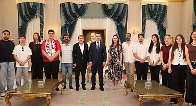 Bursalı öğrencilerin bestelediği marş Türkiye birincisi oldu
