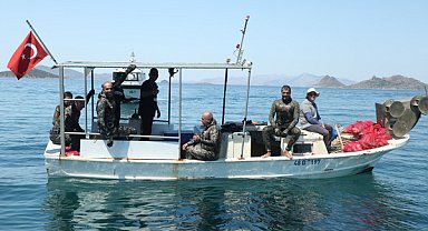 Deniz Dibi Temizliği etkinliği Turgutreis’te gerçekleştirildi