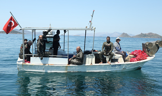 Deniz Dibi Temizliği etkinliği Turgutreis’te gerçekleştirildi