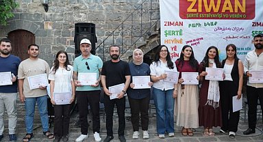 Diyarbakır’da çok dilli kursları tamamlayan 100 kursiyer belgelerini aldı