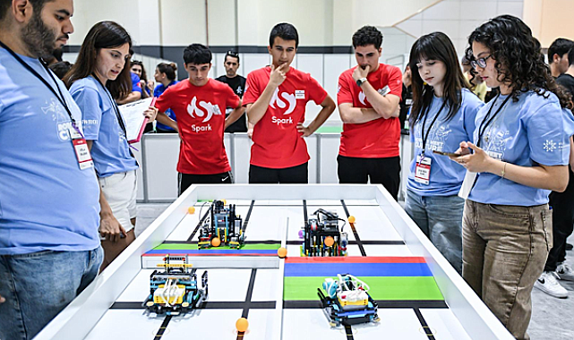 Dünya Robot Olimpiyatı Türkiye Finali İzmir’de gerçekleştirildi
