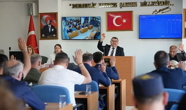 Düzce Belediye Meclisi’nde 25 madde komisyonlara havale edildi