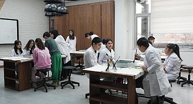 Düzce Bilim Merkezi 5 ayda 16 bin 900 öğrenciyi ağırladı