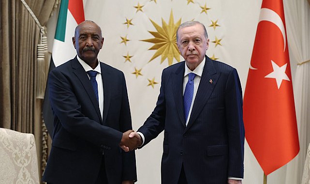Erdoğan, Sudan Egemenlik Konseyi Başkanı El Burhan ile bir araya geldi
