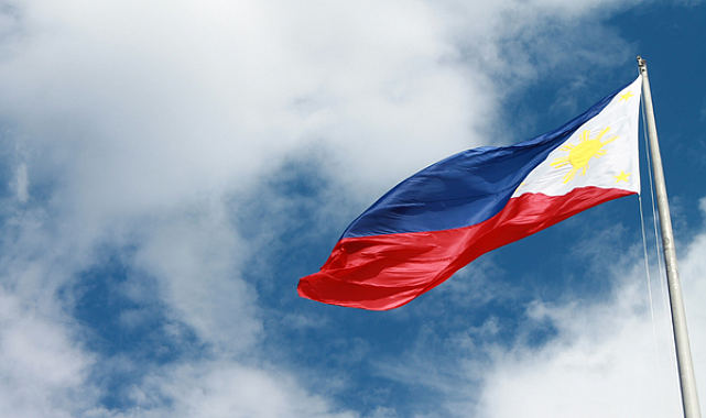 Filipinler’de 7.8 büyüklüğünde deprem