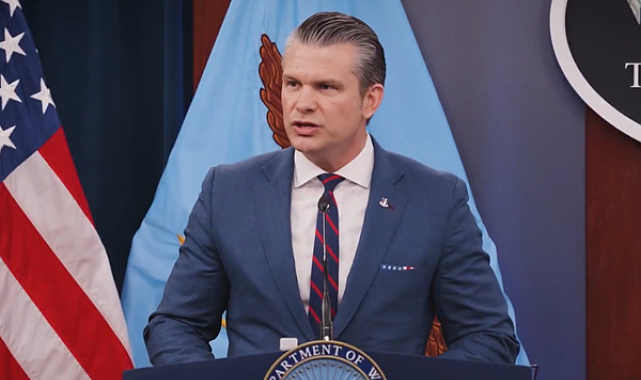 Hegseth: D-Day plajlarına saldıran askerlerin cesaretini onurlandırdık